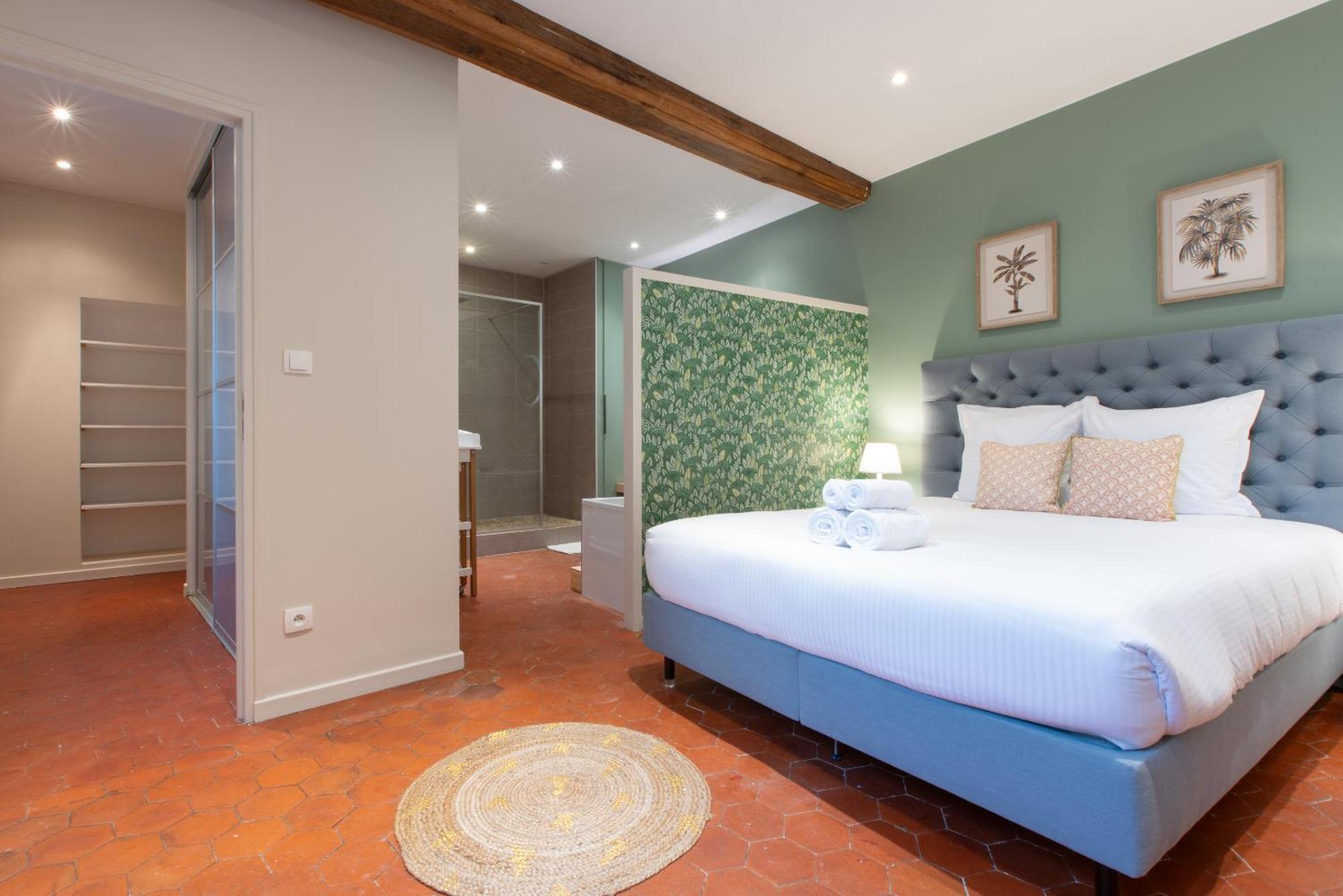 Escale De Giulia Villa Beaune  Bilik gambar